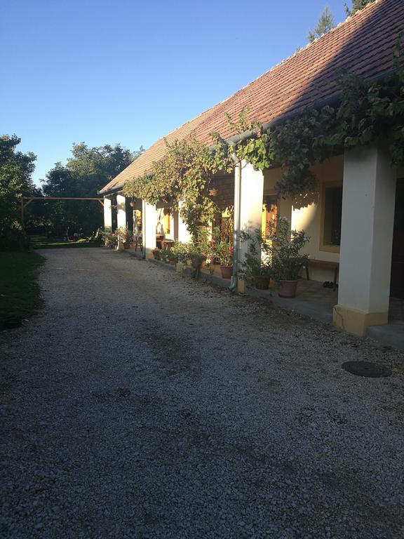 Koppány Lovasudvar Bakonykoppány Exterior foto